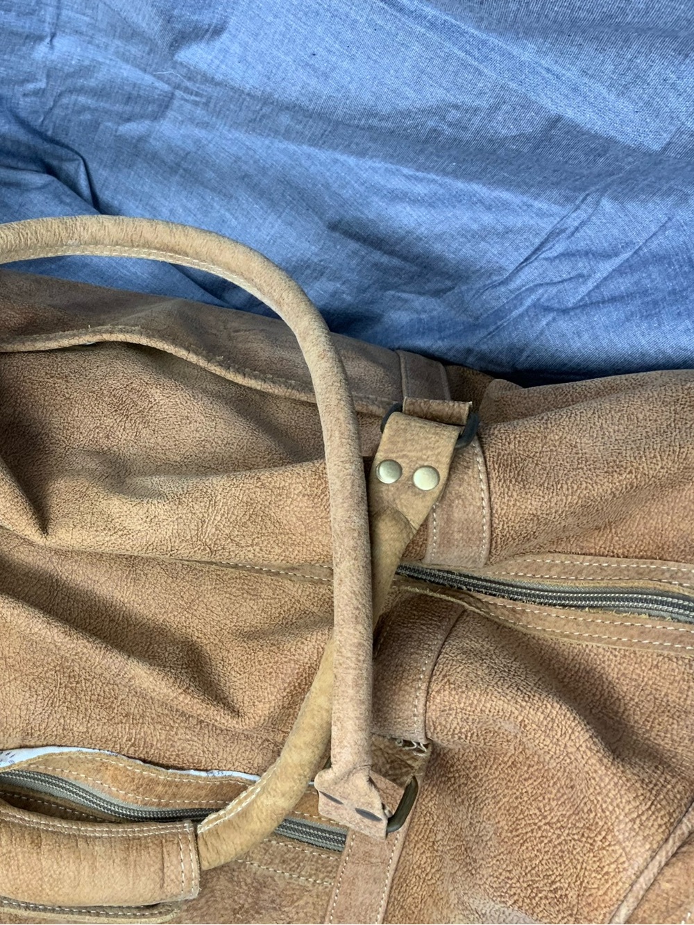Myra NWOT Leather Duffel Bag - Classic Travel Weekender - Picture 9 of 16
